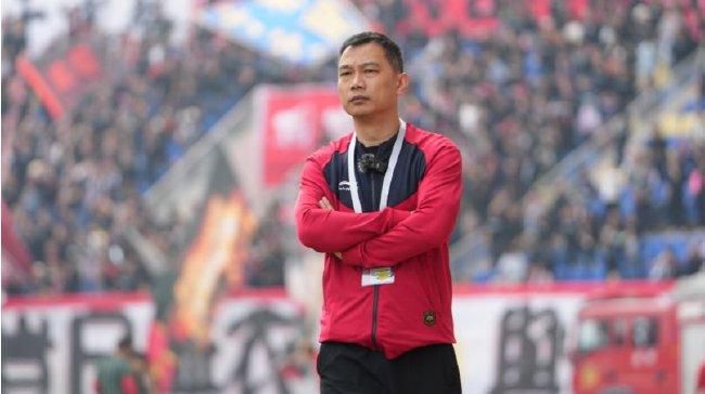 双乳被穿环调教成奴