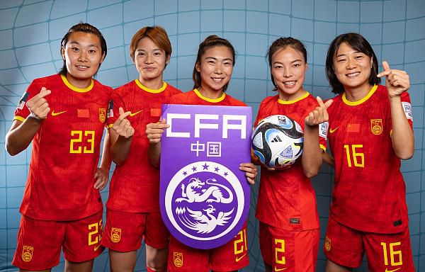 国产情侣一区