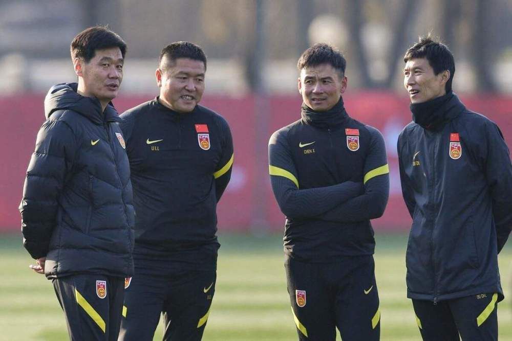 一个业余小伙子