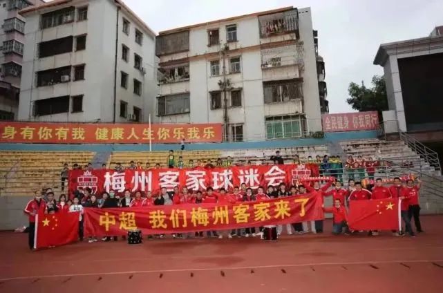图书馆的女朋友